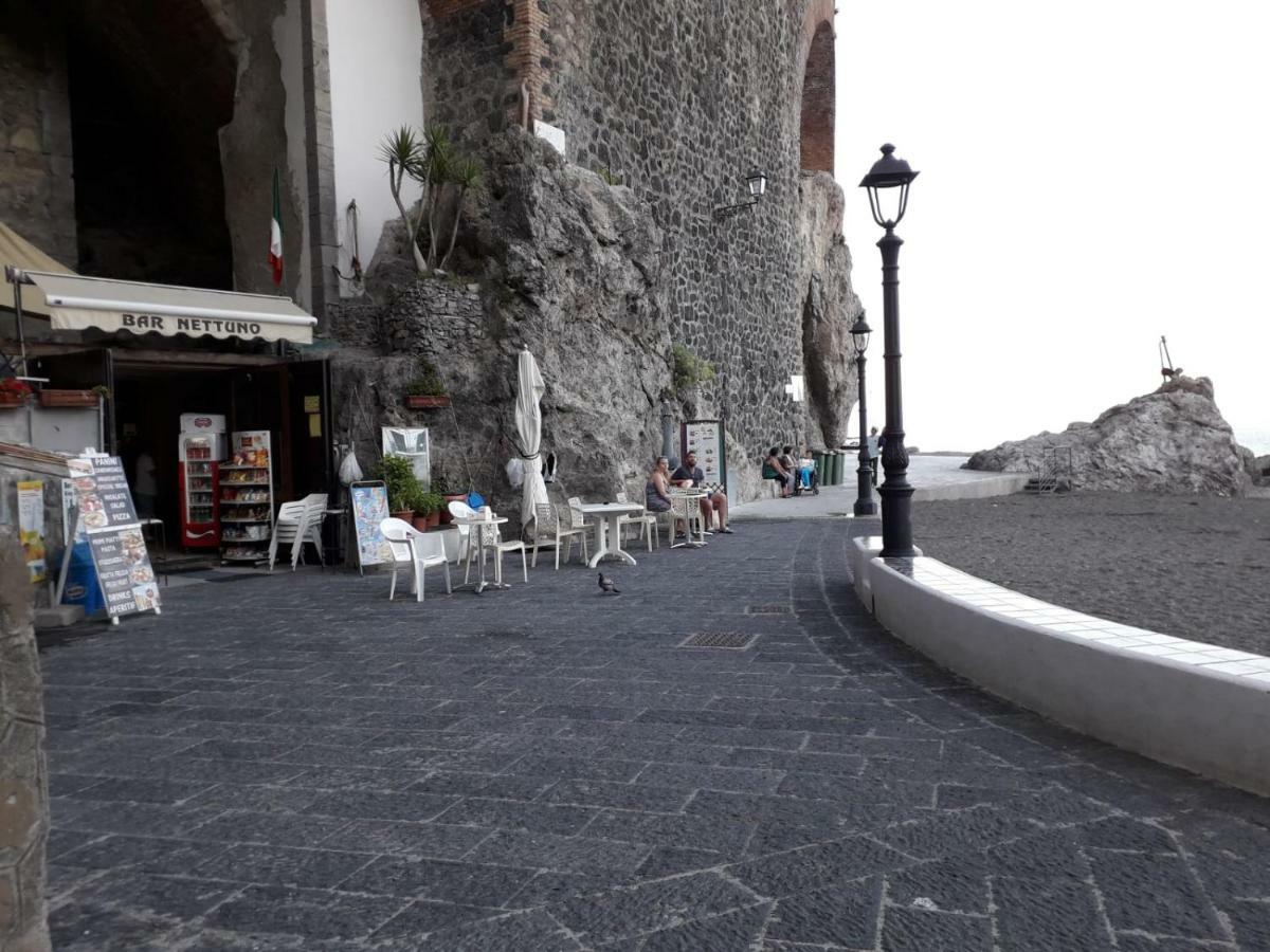 That'S Atrani, Amalfi Coast Beach Front Apartment Экстерьер фото